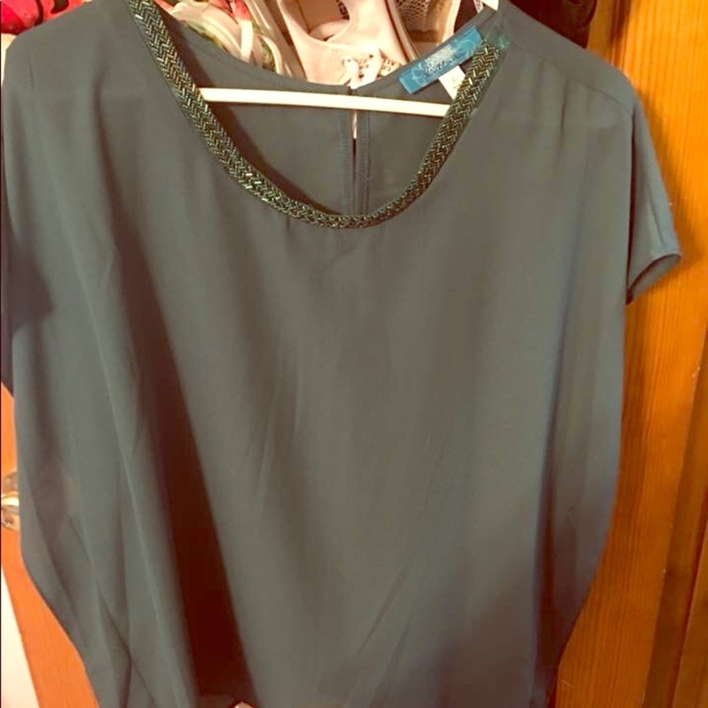 Short Sleeve Shirt. Never worn. Perfect Condition.